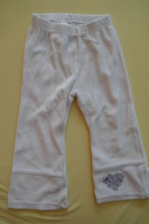 "Samtene" Hose mit Blumenherz, 86