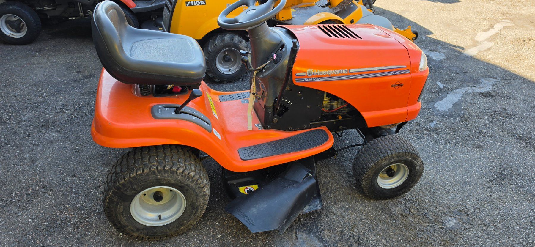 Husqvarna Rasenmäher: Rasenmäher HusqvarnaLT 12.5 – Gebraucht aus Rain von Fafan069 6