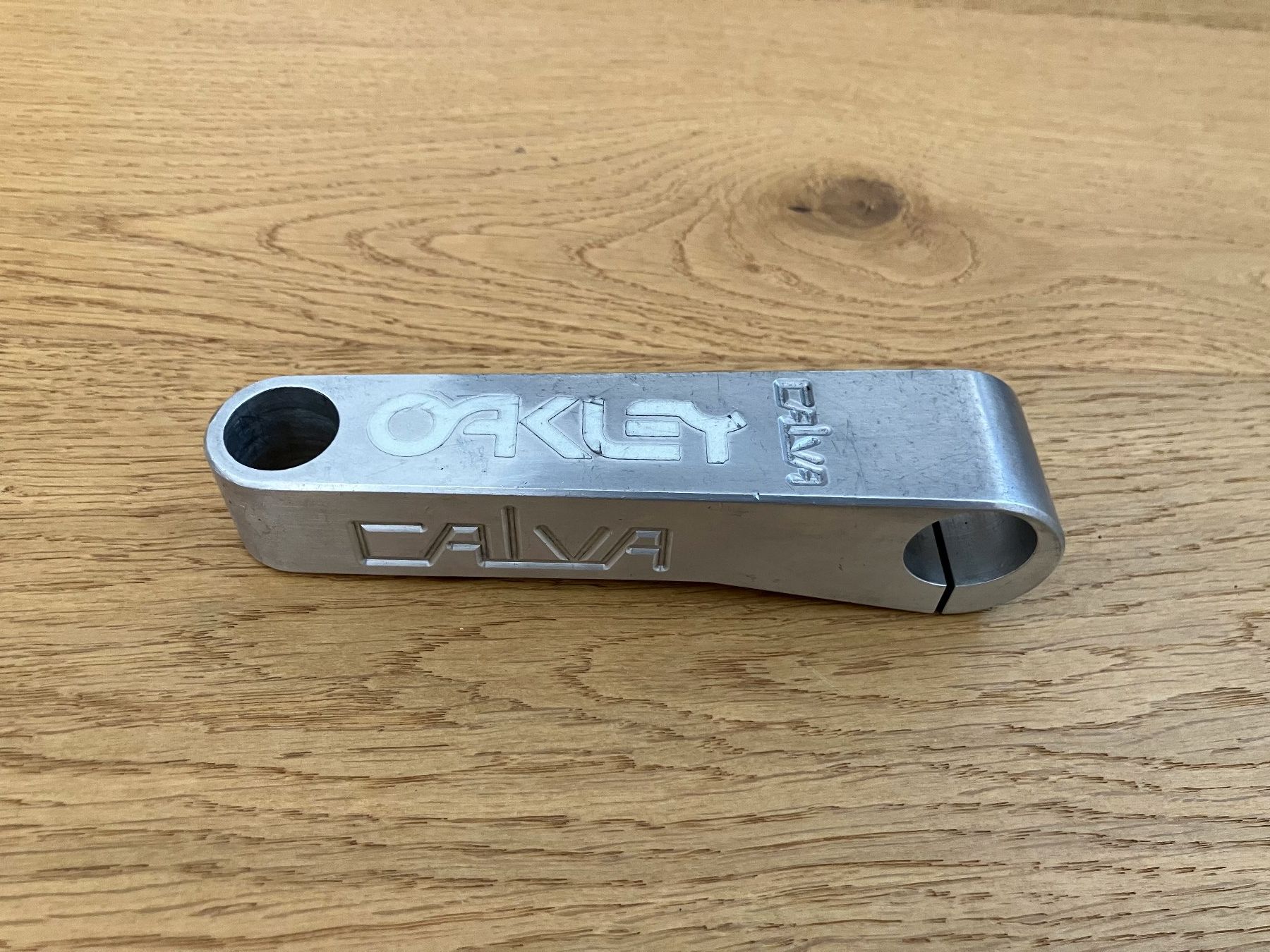 Pezzi di ricambio: Oakley Calva Vorbau ultra selten – Usato da Obermumpf venduto da Estrela67 1