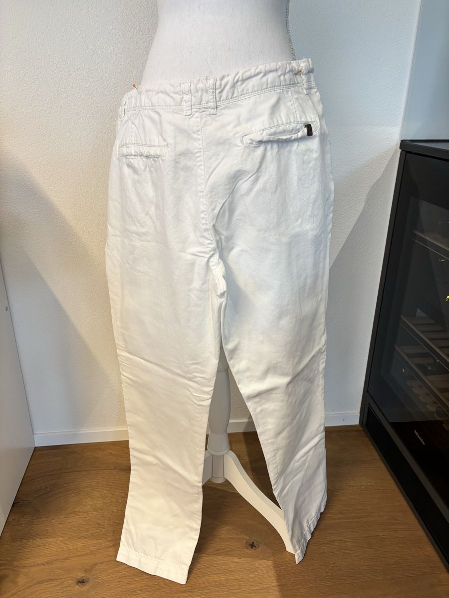 Pantaloni: Hose weiss – Usato da Muhen venduto da Claudi1985 1