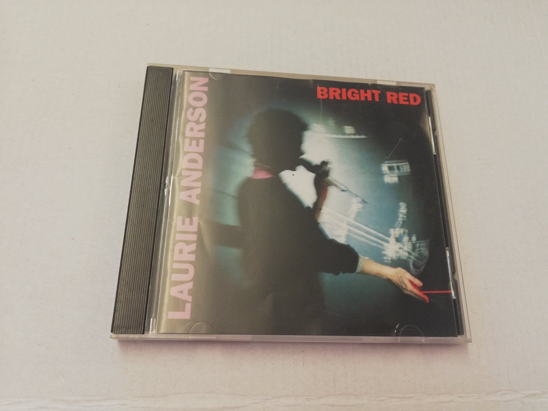 CDs: LAURIE ANDERSON - BRIGHT RED – Gebraucht aus Bern von Vinylsound.ch