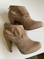 Steve Madden Cuddles Ankle Boots – Nude Beige – Size EU 38 /