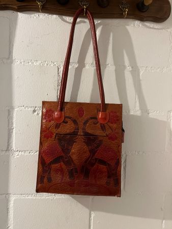Handtasche