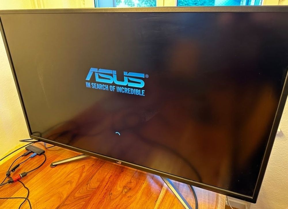 Asus Rog Strix XG438Q 43