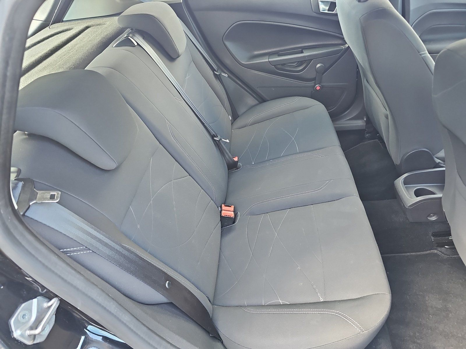 Ford Automobili: FORD Fiesta 1.0 EcoB 100 Trend – Usato da Conthey venduto da garagedunord 9