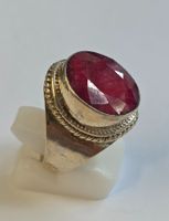 Ring Silber mit grossem roten Rubin Grösse 57