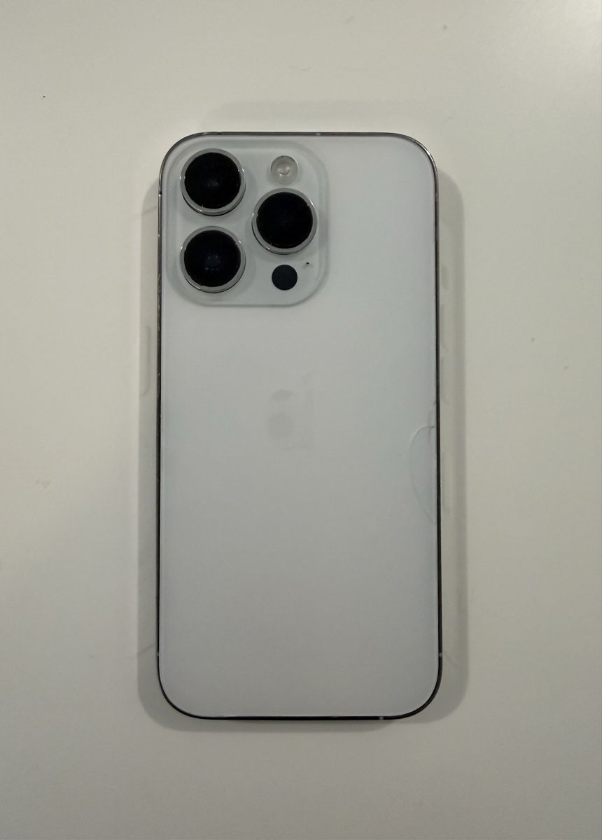 Apple Portables: Apple iPhone 14 Pro 128 Go – D'occasion à Yverdon-les-Bains par AVRS.CH