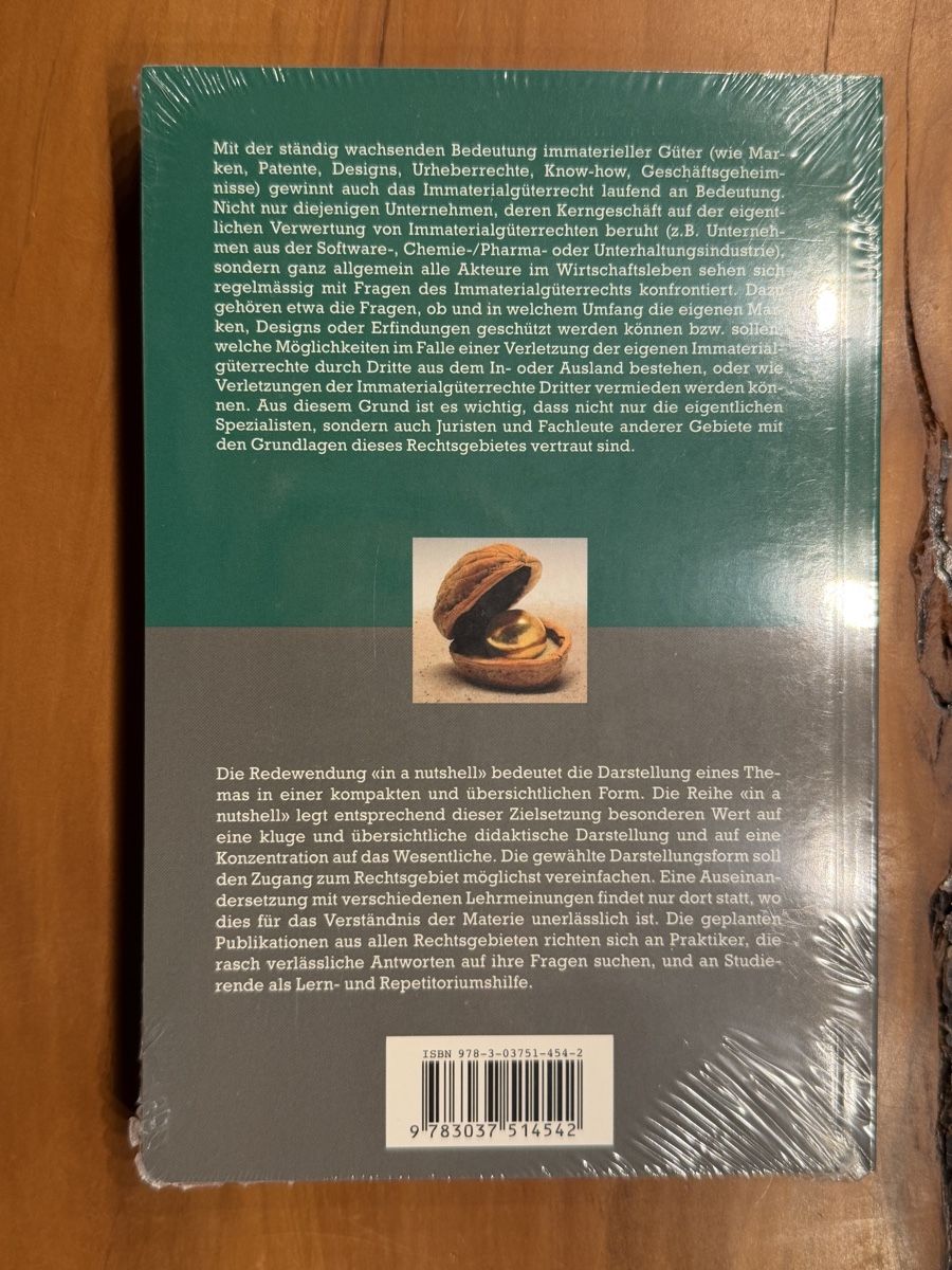 Livres: Immaterialgüterrecht in a nutshell, 2. Auflage – Neuf avec emballage d'origine à Volketswil par doughboy 1
