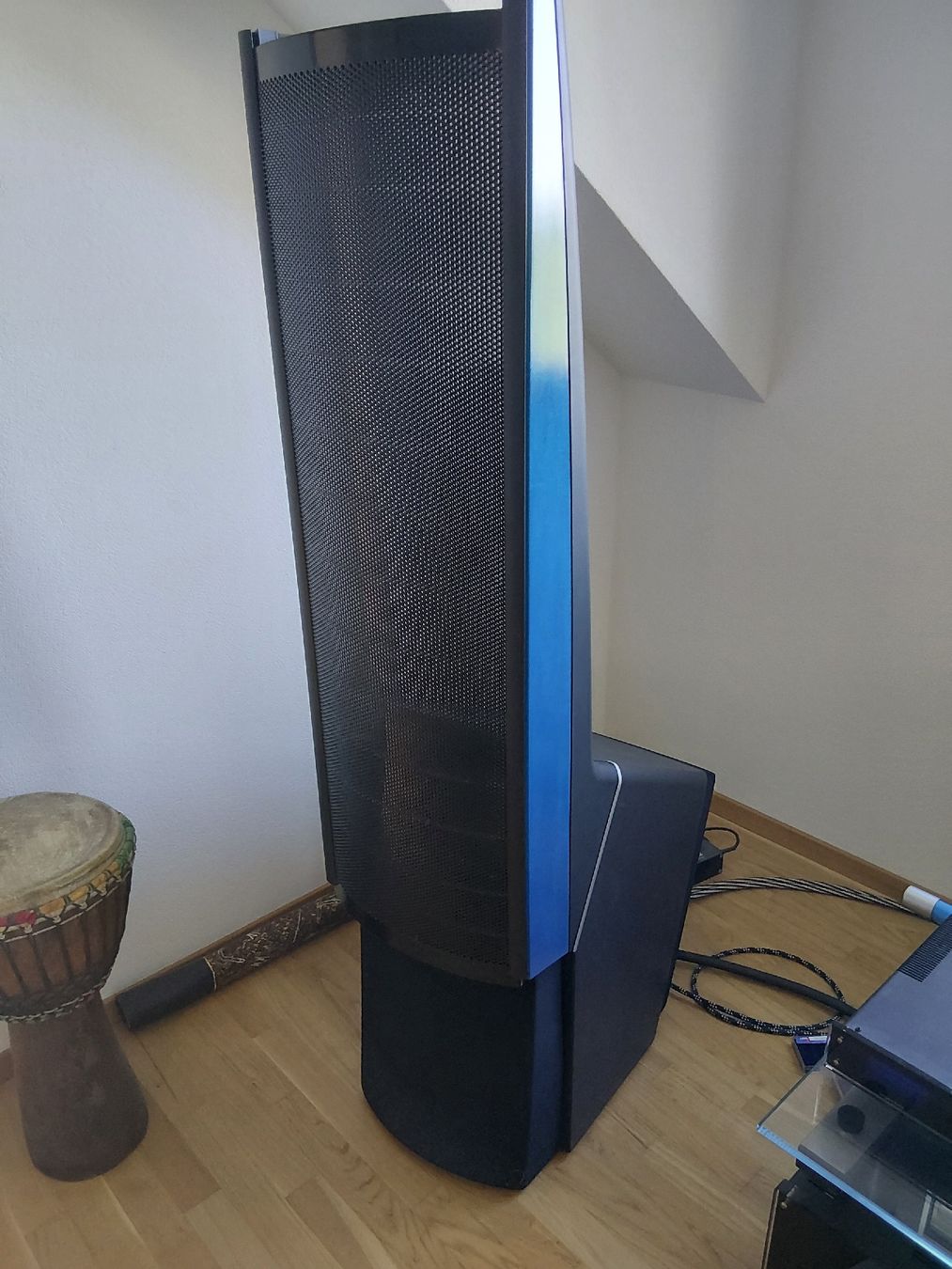 Martin Logan Haut-parleurs: Martin Logan prodigy – D'occasion à Champoz par yokely 5