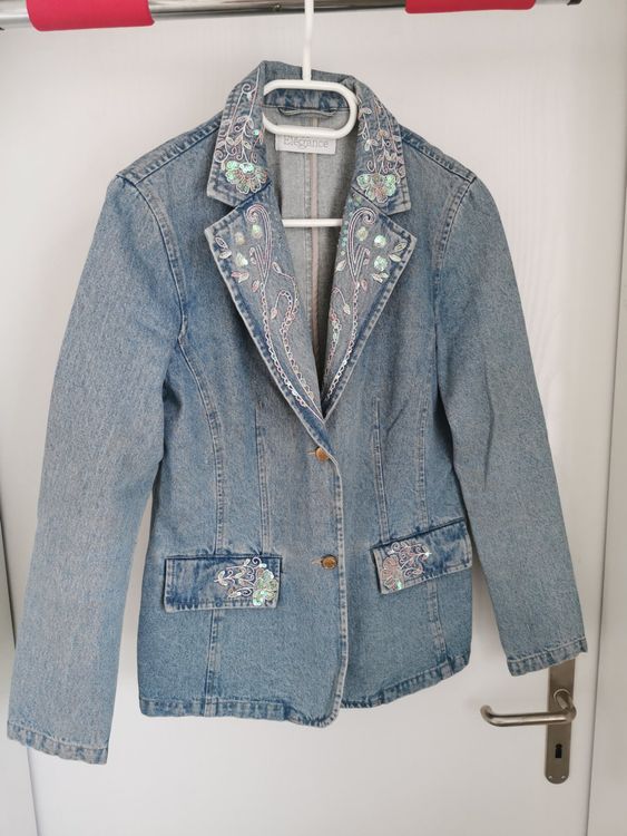 Damen Jeansjacke mit Blumenmuster im Vintage-Stil - Stilvoll & Klassisch