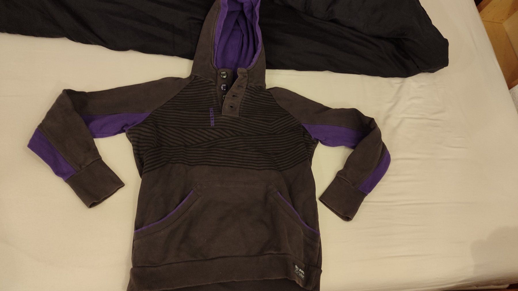 We Maglioni & Felpe: Vintage Pullover Gr. S, Set: 4 Stk. – Usato da Brüttisellen venduto da nic_xm7s 5