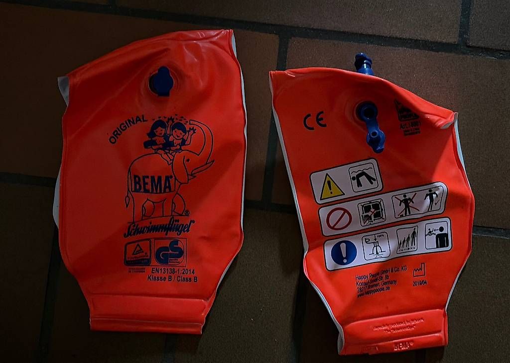 Schwimmwesten: BEMA Schwimmflügel – Gebraucht aus Dinhard von Raff1986