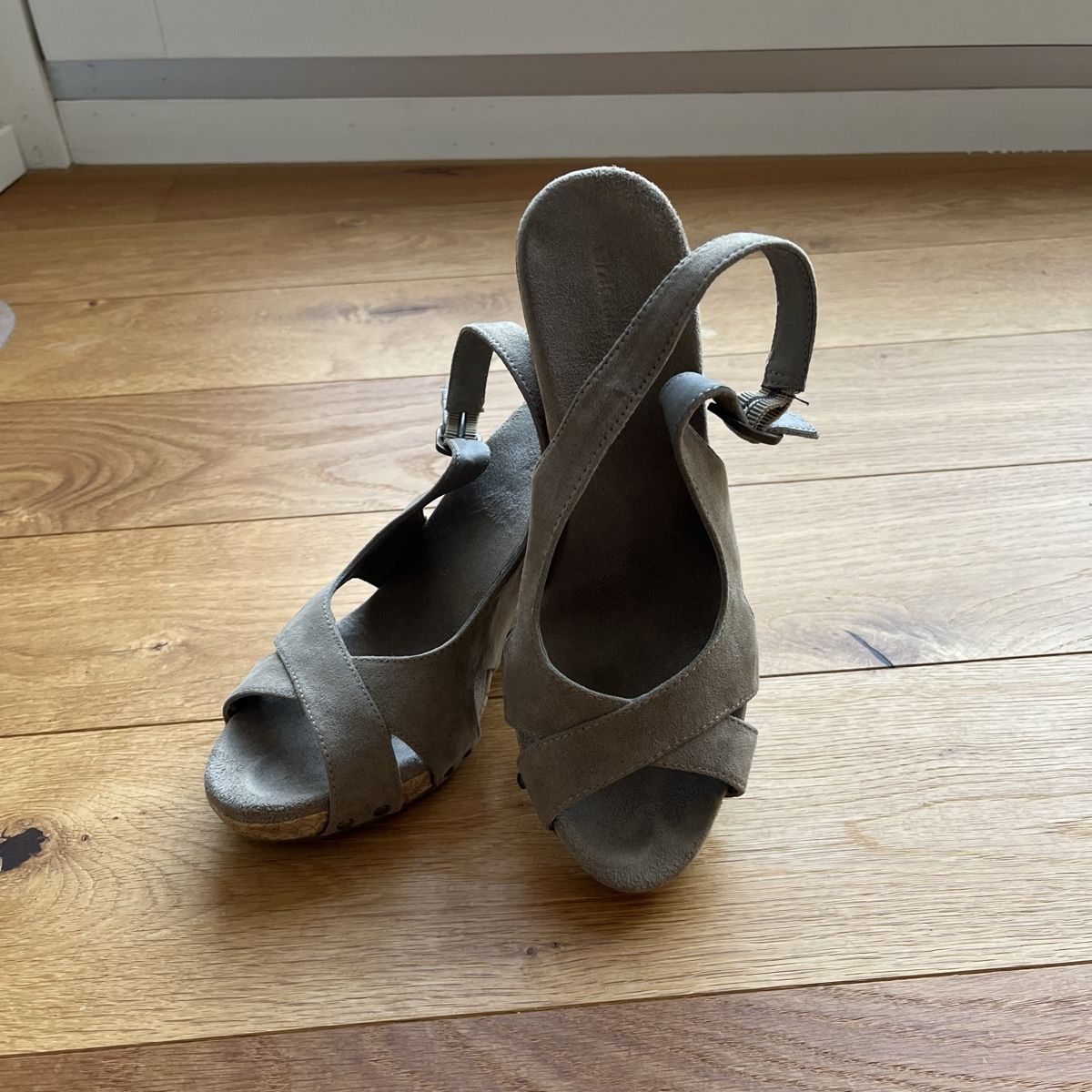 Damenschuhe: Schuhe Gr.36 – Gebraucht aus Stäfa von Exclusive0 4