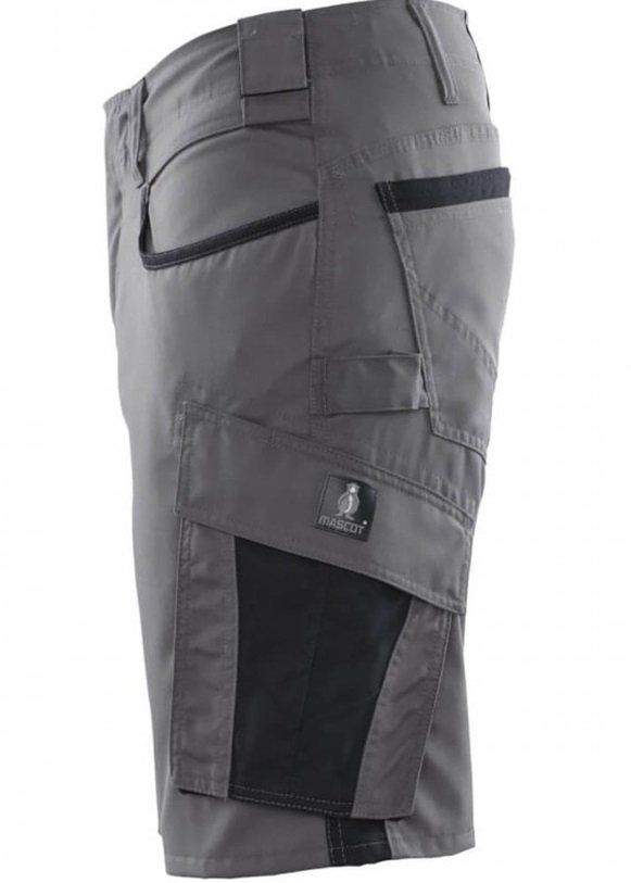 Pantaloni: Mascot Arbeitsshorts Gr. 42 – Nuovo (secondo la descrizione) da Uerkheim venduto da Kaufoption 2
