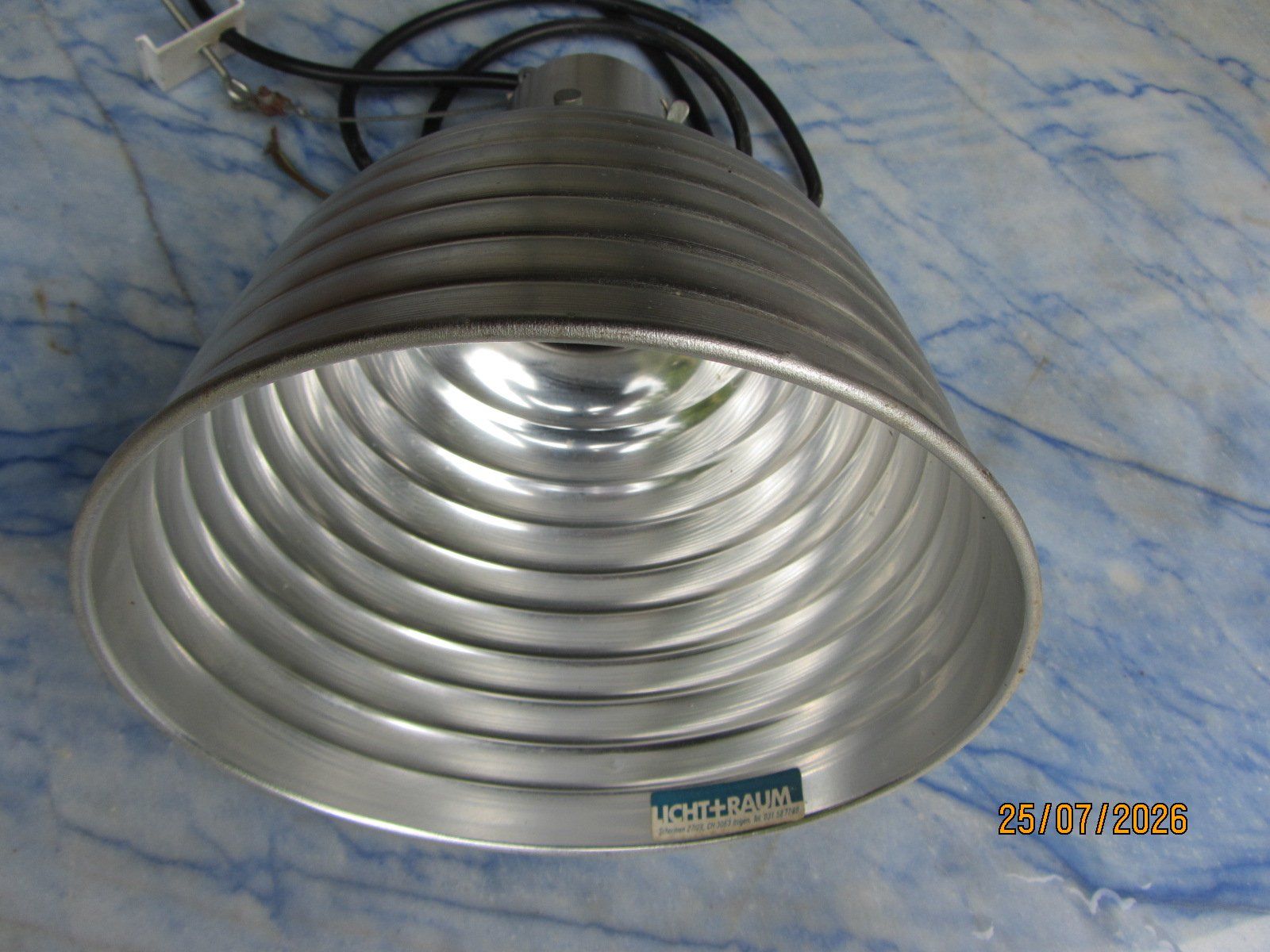 Lustres & lampes de plafonds: Pendelleuchte alu Industrie-Design – D'occasion à Boll par Huweli 1