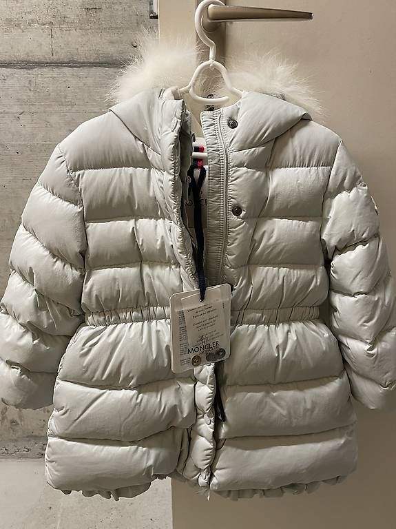 Jacken & Mäntel: Moncler Daunenjacke 2A – Neu und originalverpackt aus Augst BL von nike_7