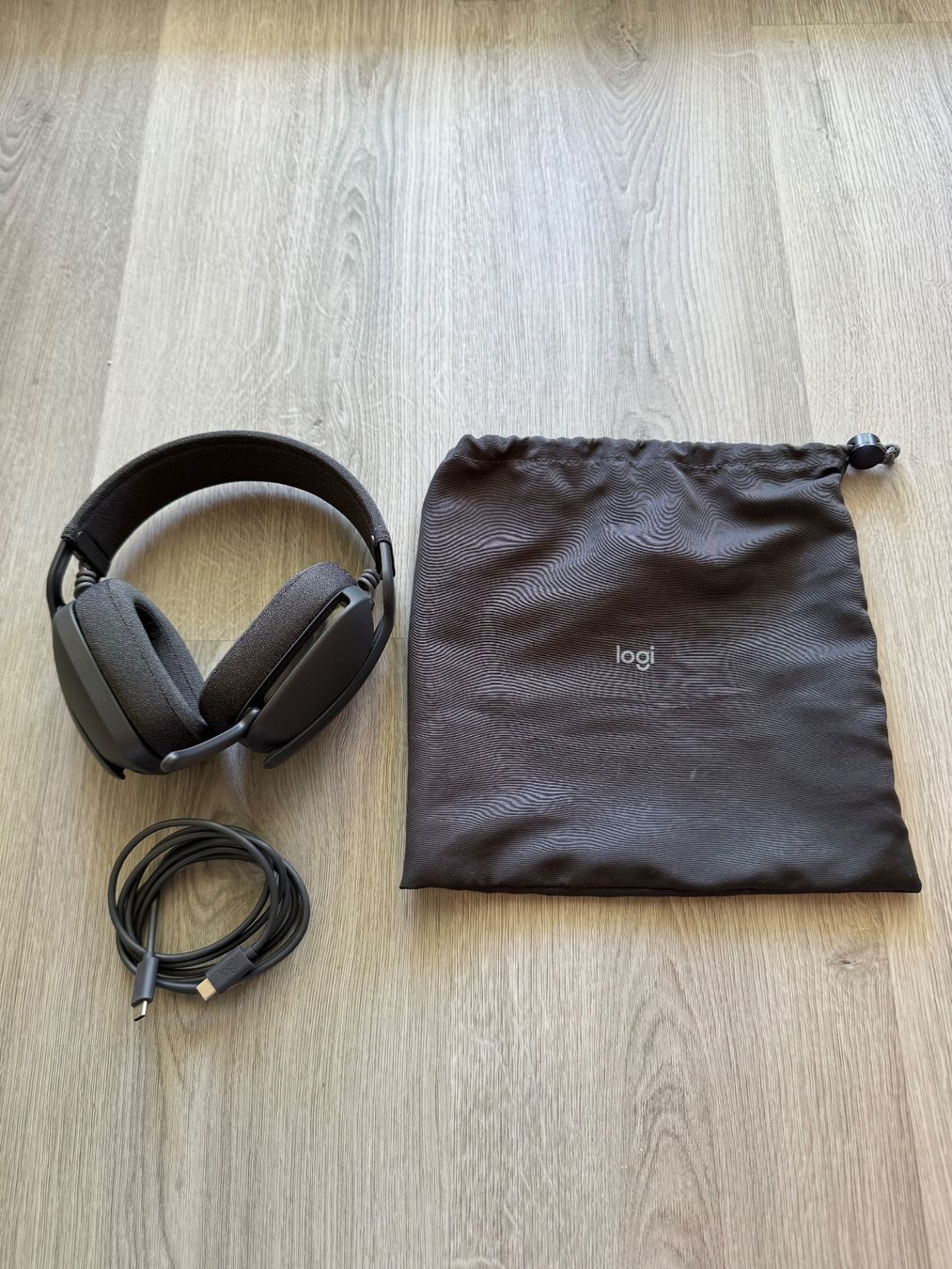 Logitech Cuffie: Logitech Zone Vibe headset – Nuovo (secondo la descrizione) da Thun venduto da Mr.Timbaer1