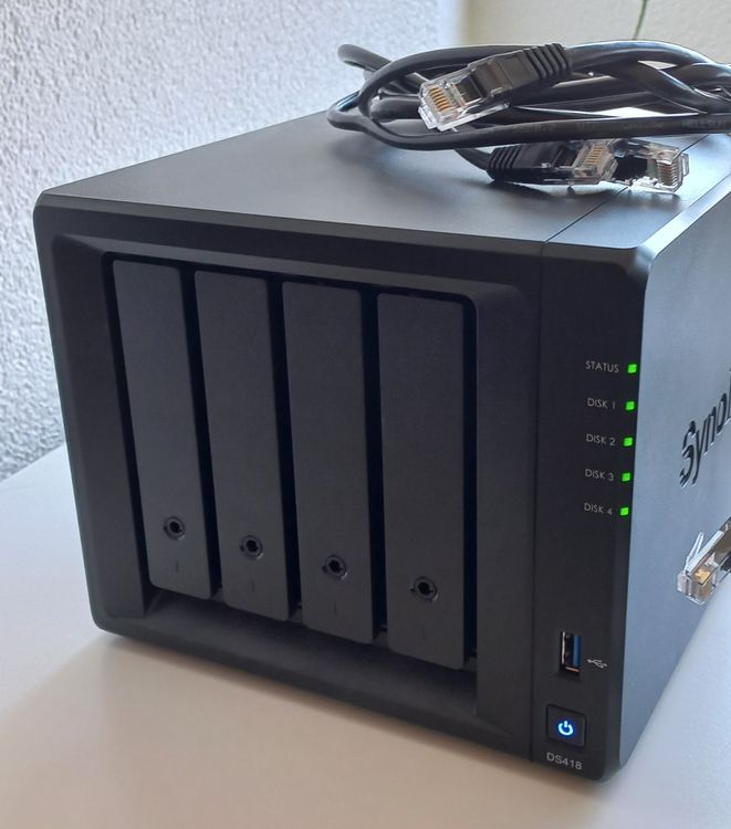 Synology DS418 inclus 4 x 4To (Gebraucht) in Yverdon-les-Bains für CHF ...