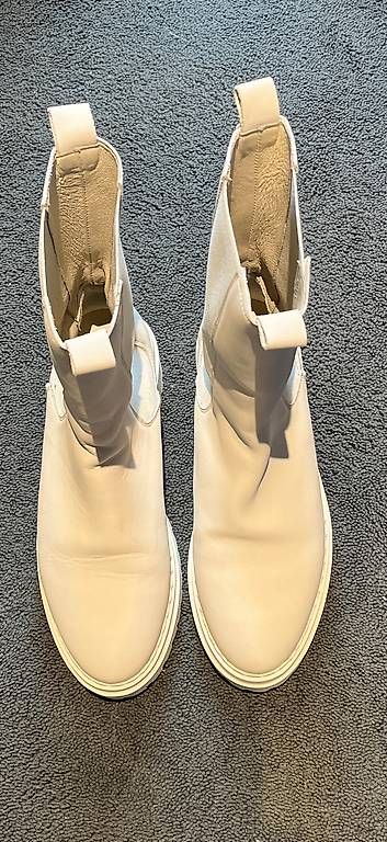 Scarpe da donna: NUBIKK, Lederboot, Made in Portugal, Gr. 39 – Usato da Wuppenau venduto da Karin0201