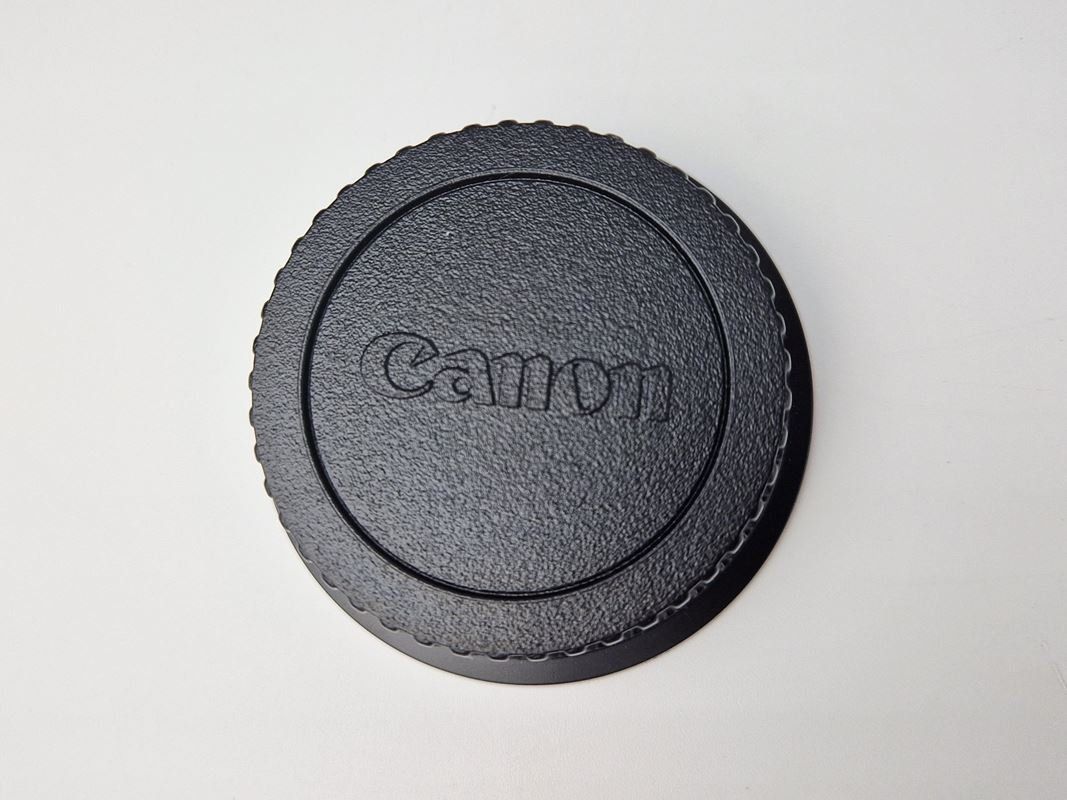 Canon Obiettivi: CANON Objektivdeckel E – Usato da Muhen venduto da Restwert_Muhen