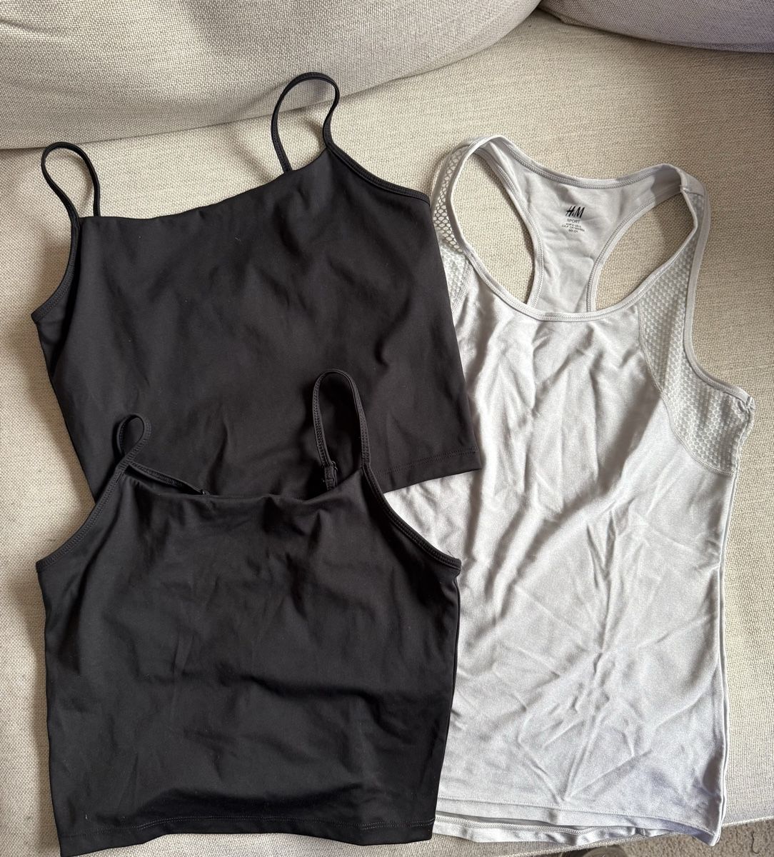 H&M Top: Sport Tops Gr. S – Nuovo (secondo la descrizione) da Meilen venduto da NHirs96