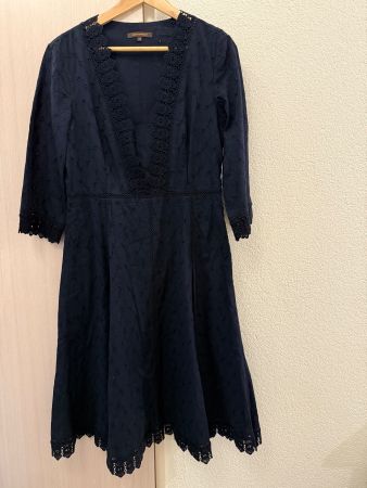 ADOLFO DOMINGUEZ DAMENKLEID