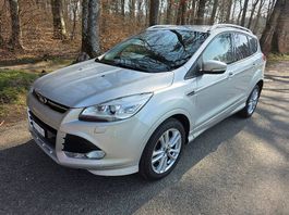 Gepflegter Ford Kuga Titanium