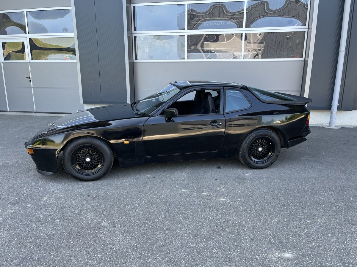 Porsche Automobili: Porsche 944 – Usato da Zeiningen venduto da tt8283 2