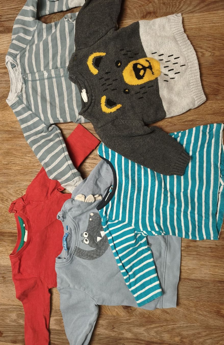 Lotti & Set di vestiti: Kinder Pullover Kleider Set 74 5 Stueck – Usato da Mühleberg venduto da lirgg01
