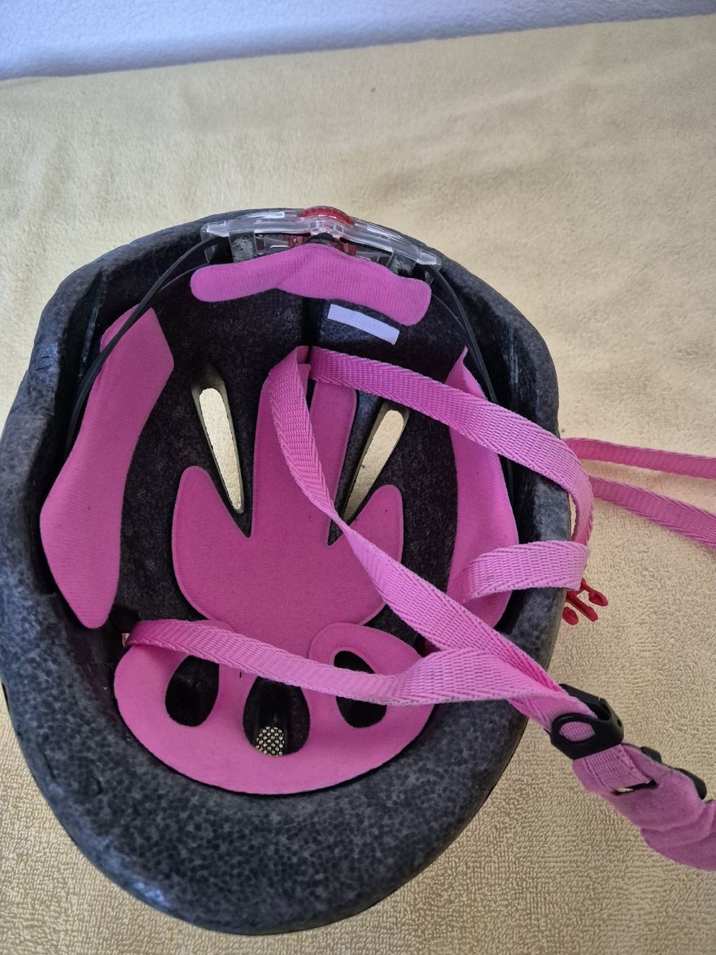 Helme: Helm – Gebraucht aus Hörhausen von Nuage81 2