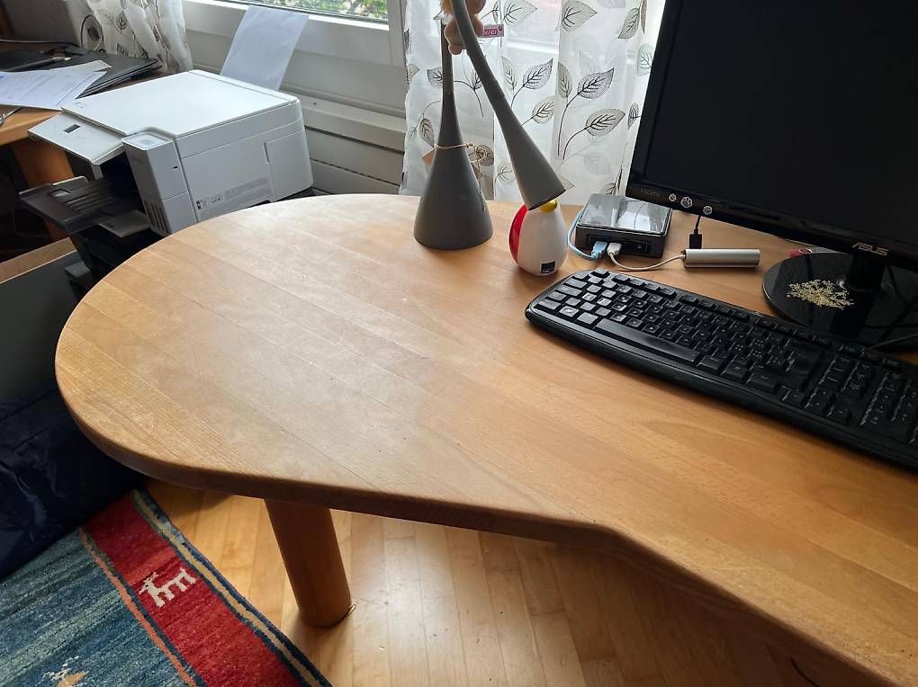Schreibtische: Bürotisch und Kubus – Gebraucht aus Bülach von CMPluess 3