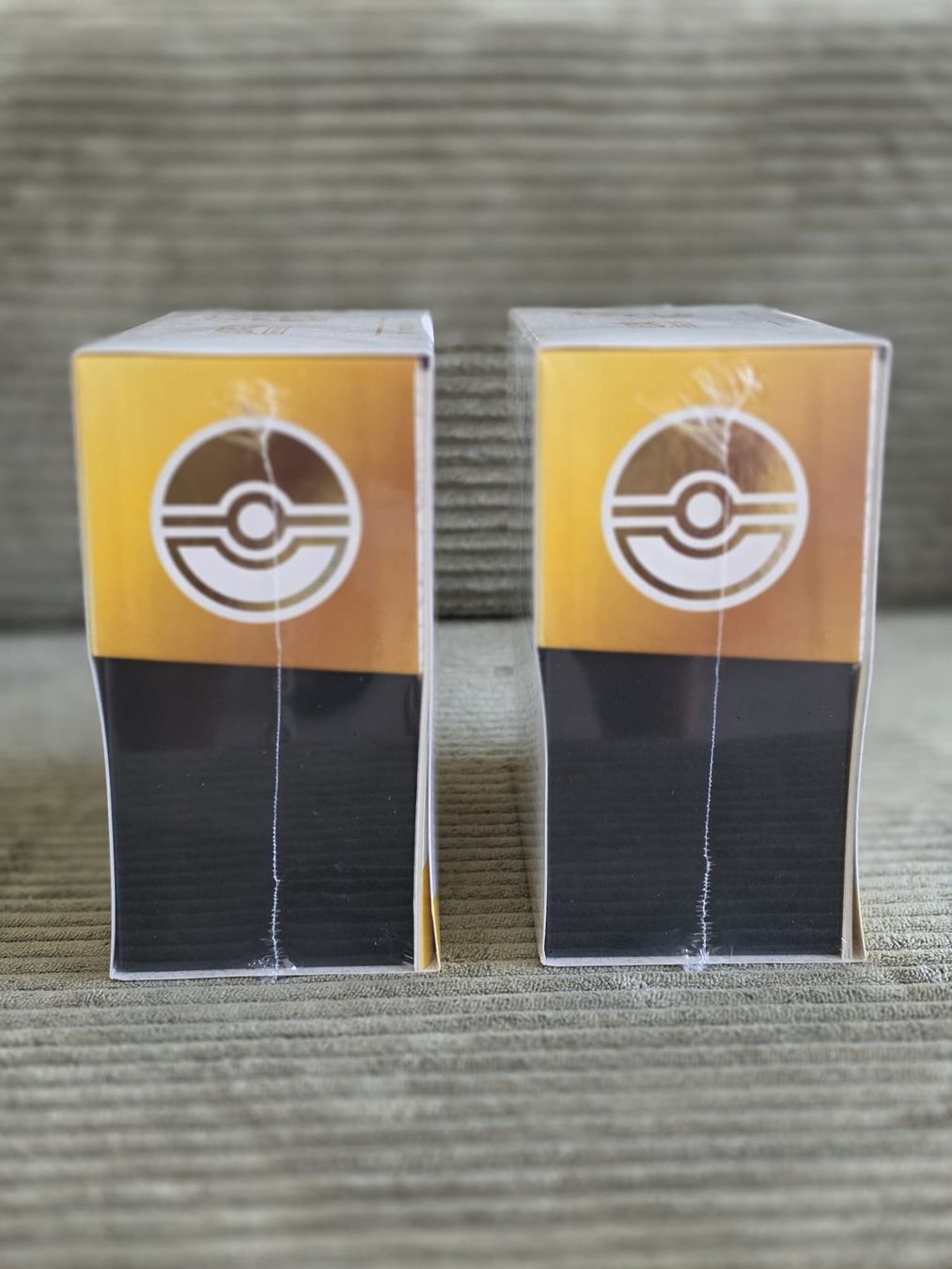 Pokémon Carte collezionabili: Pokemon 30th Celebration ETB - Elite Trainer Box - Deutsch – Nuovo e nell'imballaggio originale da La Chaux-de-Fonds venduto da Aiyden01 3