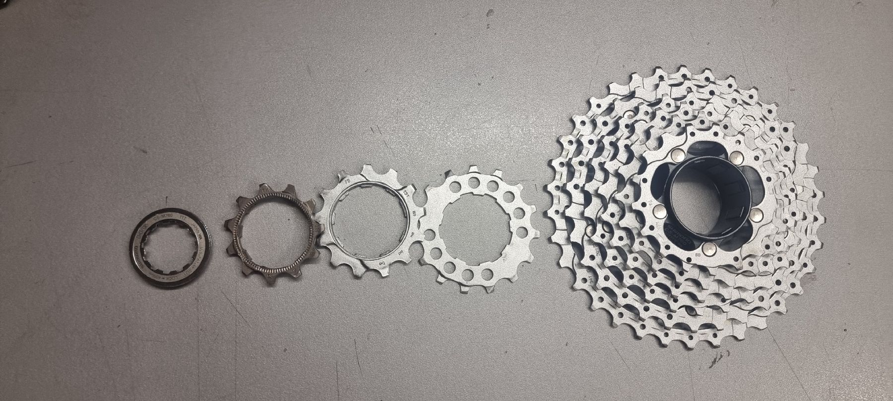 Shimano Pezzi di ricambio: Shimano XT M760 Kassette - Versand möglich – Usato da Seon venduto da Stibinio 1