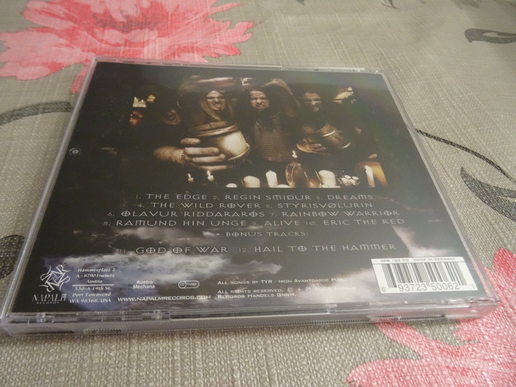 CD: Tyr - Eric the Red - CD – Usato da Olten venduto da Disc-Ausverkauf 1