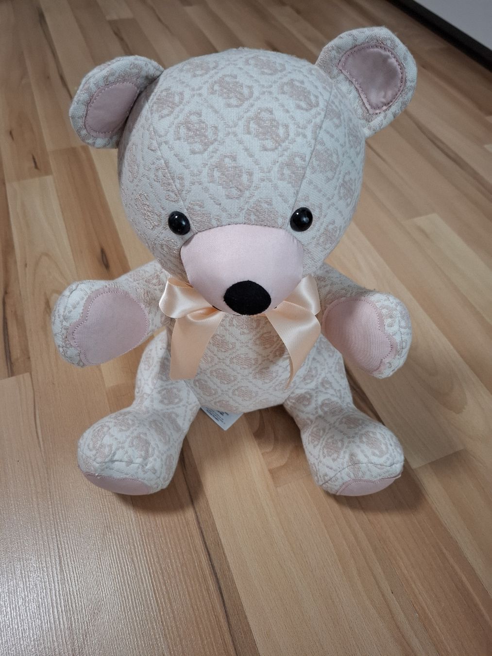 Puppen: Guess Bär – Gebraucht aus Netstal von Queen37