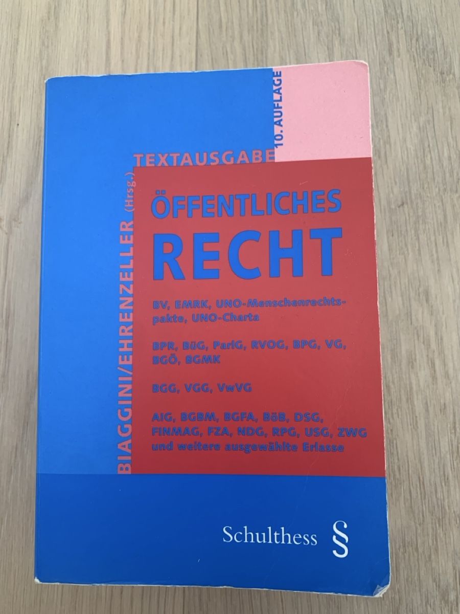 Libri: Öffentliches Recht - Textausgabe  – Usato da Winterthur venduto da lea_96p7
