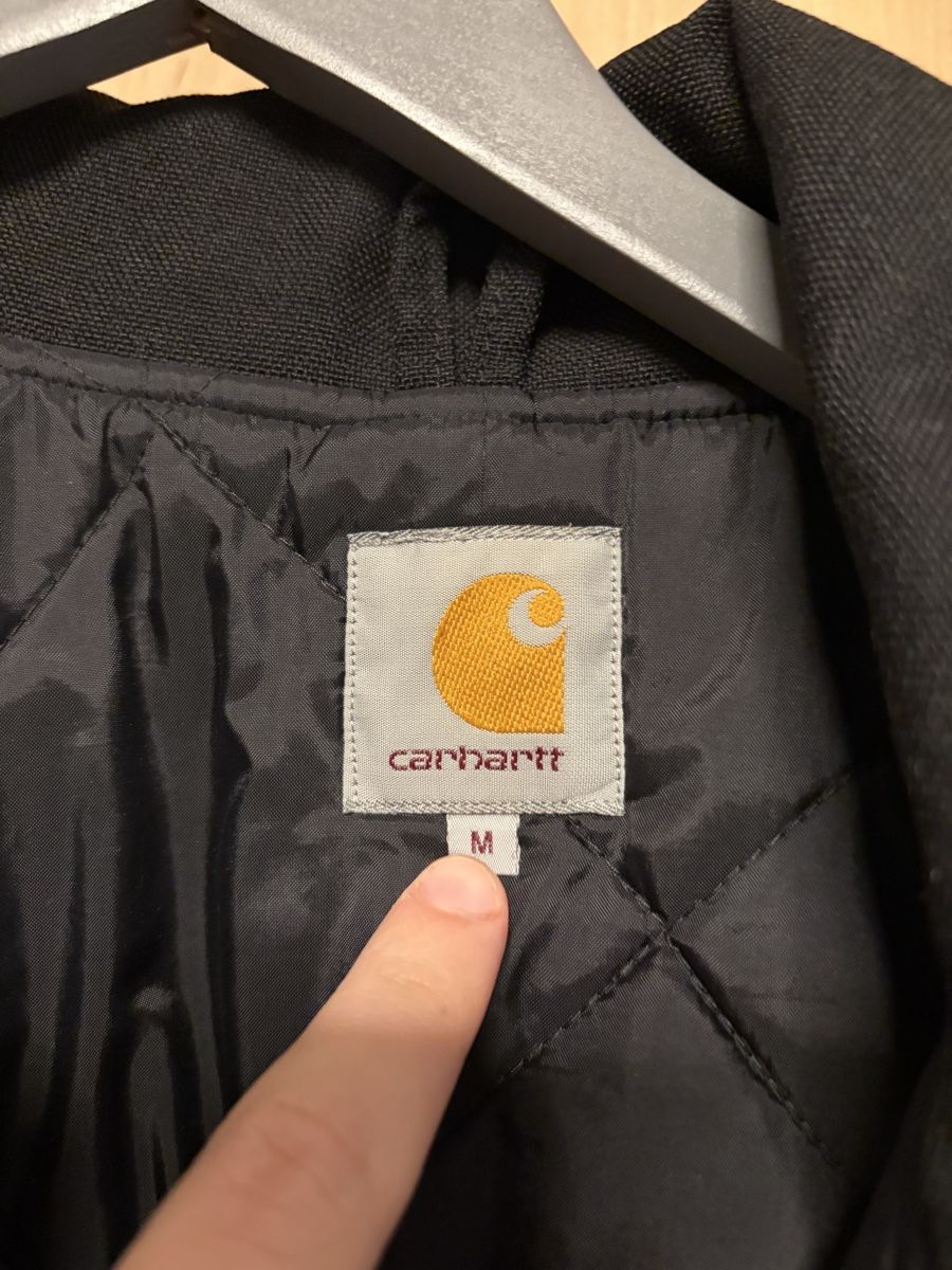 Carhartt Jacken: Veste Carhartt robuste size M – Gebraucht aus Lausanne von san_9d2j 4