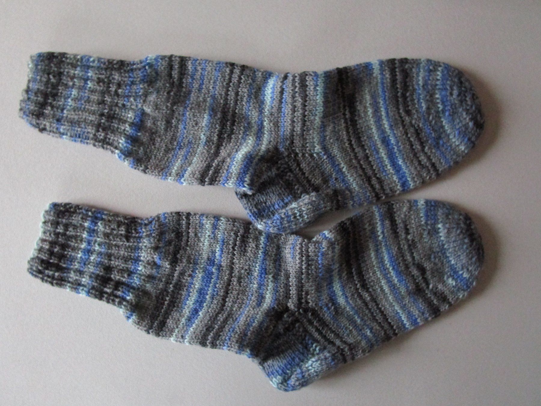 Socken: handgestrickte Socken Gr. 40/41 – Neu (gemäss Beschreibung) aus Ursenbach von gruenblau 2