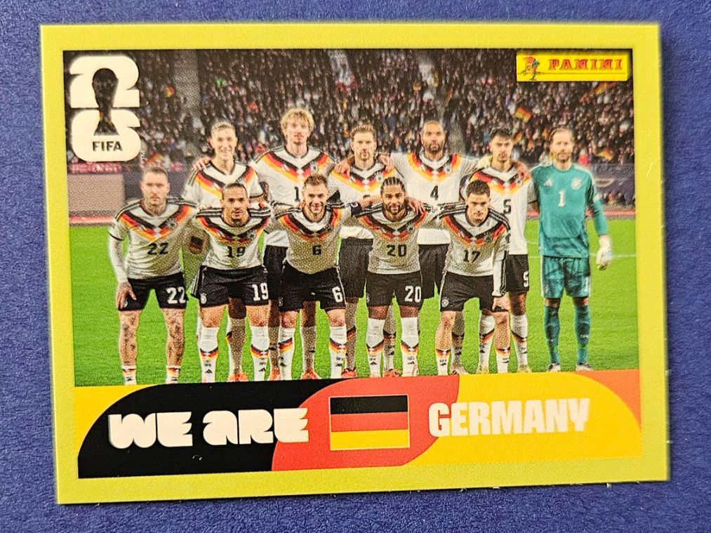 Panini Sammelbilder & Trading cards: Mannschaftsbild GER 13 Panini Sticker – Neu (gemäss Beschreibung) aus Basel von Berliner89