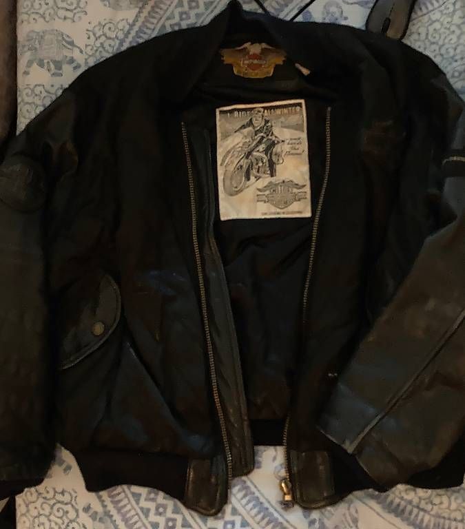 Giacche: Harley-Davidson, Lederjacke,größe L – Usato da Jona venduto da i28_xjr6