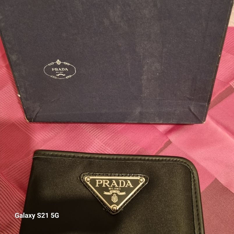 Prada Altro in  Abbigliamento & Accessori: PRADA  i pat und Kreditarten Hülle – Nuovo (secondo la descrizione) da Zürich venduto da Big