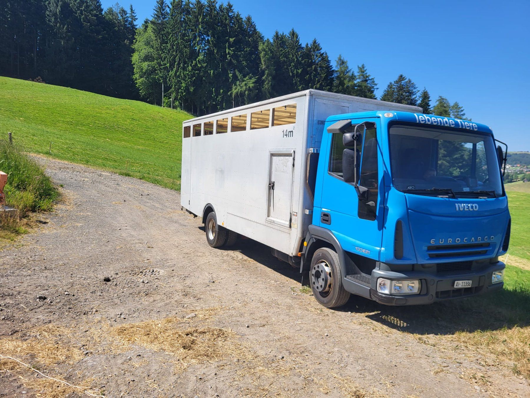 Iveco Camions: Iveco Lastwagen LKW 40km/h – D'occasion à Oberegg par A-Z.Handel.Loehrer