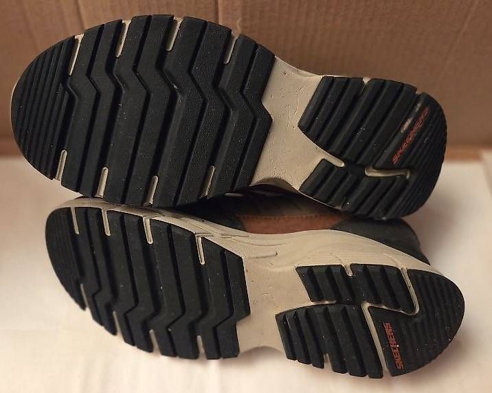 Skechers Scarpe da uomo: Skechers Schuhe Gr. 40 – Usato da Liestal venduto da kwonn 1