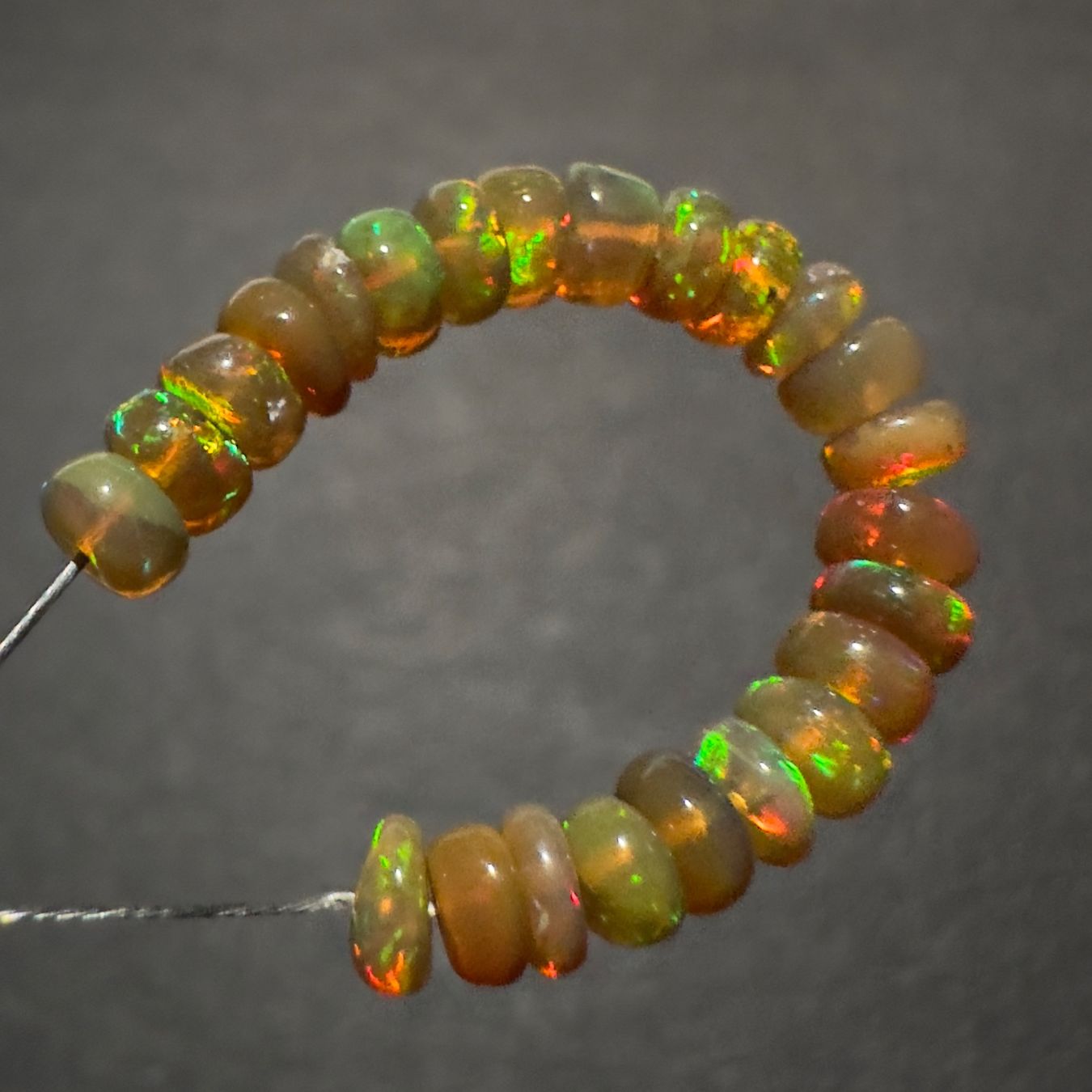 Edelsteine: 3.77 ct - Natural Ethiopian Opal Beads – Neu (gemäss Beschreibung) aus Zürich von Yoohooz 2