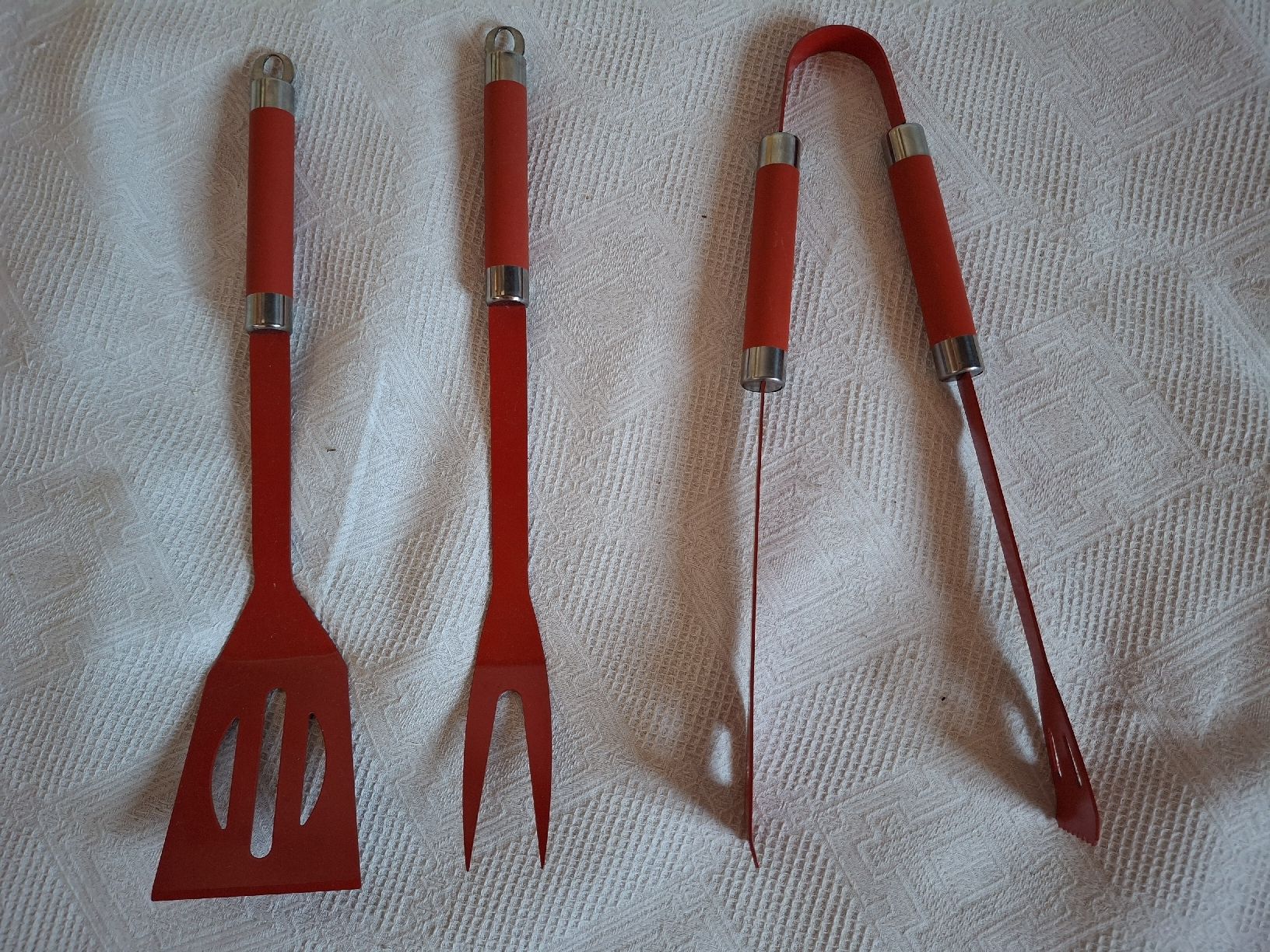 Migros Set di posate: Grillbesteck 3er Set, in orange – Nuovo (secondo la descrizione) da Zürich venduto da wildflower26