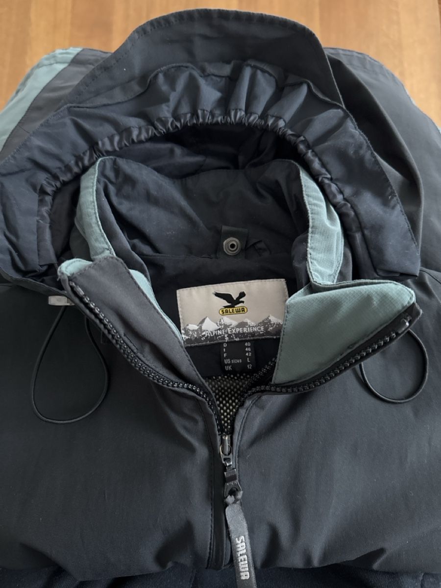 Salewa Jacken: Regenjacke, Top Zustand, Schwarz/Grau – Gebraucht aus Zürich von Sigeli03 2