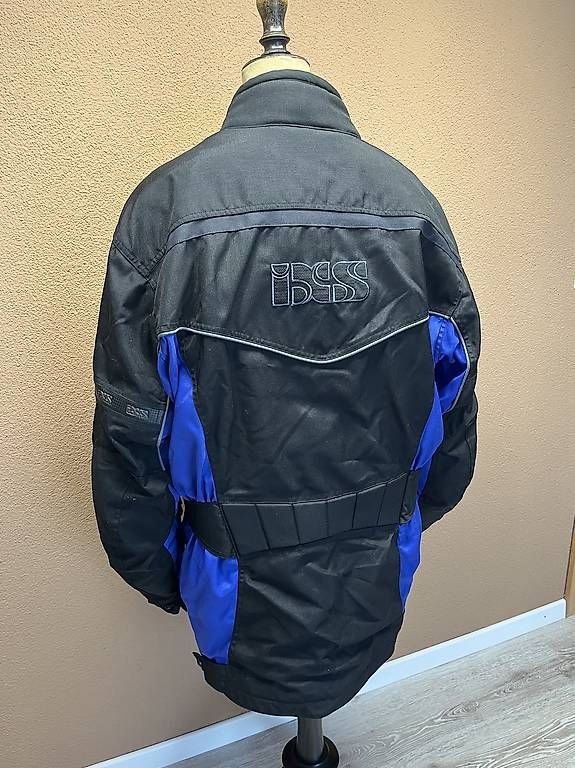 IXS Lotti di vestiti: IXS Motorradbekleidung – Usato da Bürglen UR venduto da Heitec 1