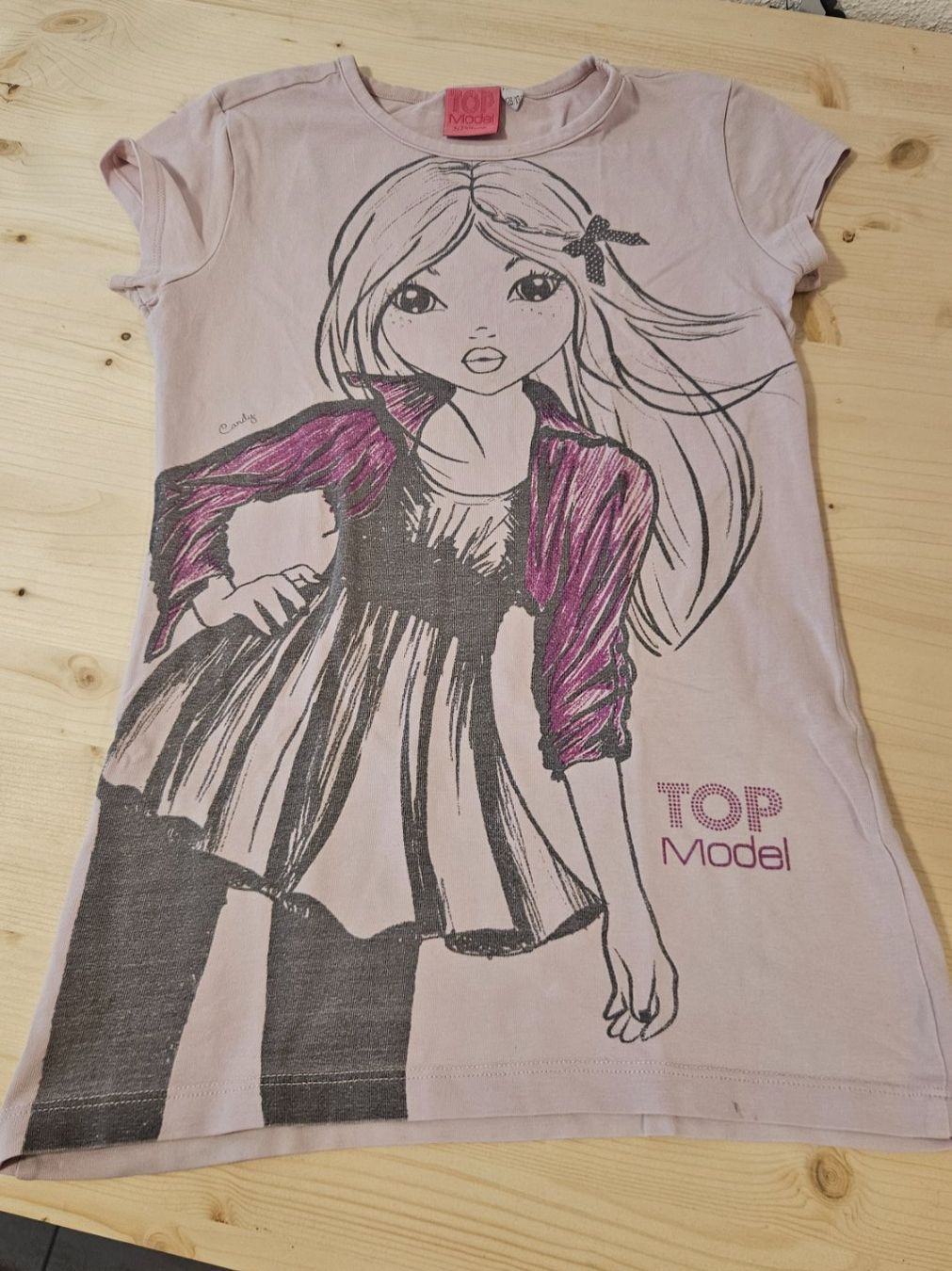 Camicette, T-shirt & Top: T-shirt gr 128/134 – Usato da Escholzmatt venduto da _die_Kaempferin