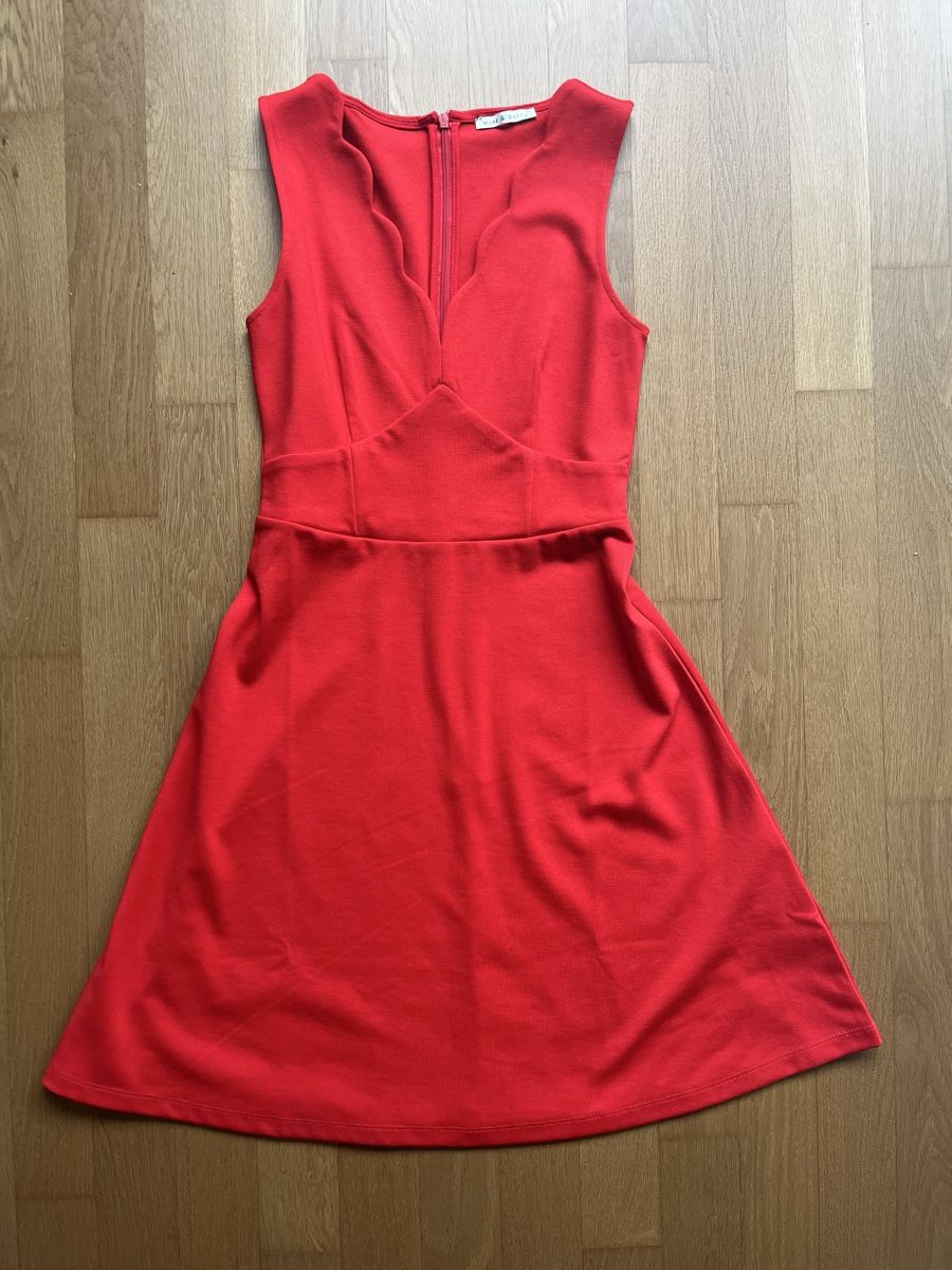 Vestiti: Roter Kleid – Nuovo (secondo la descrizione) da Turgi venduto da spieszlia 2