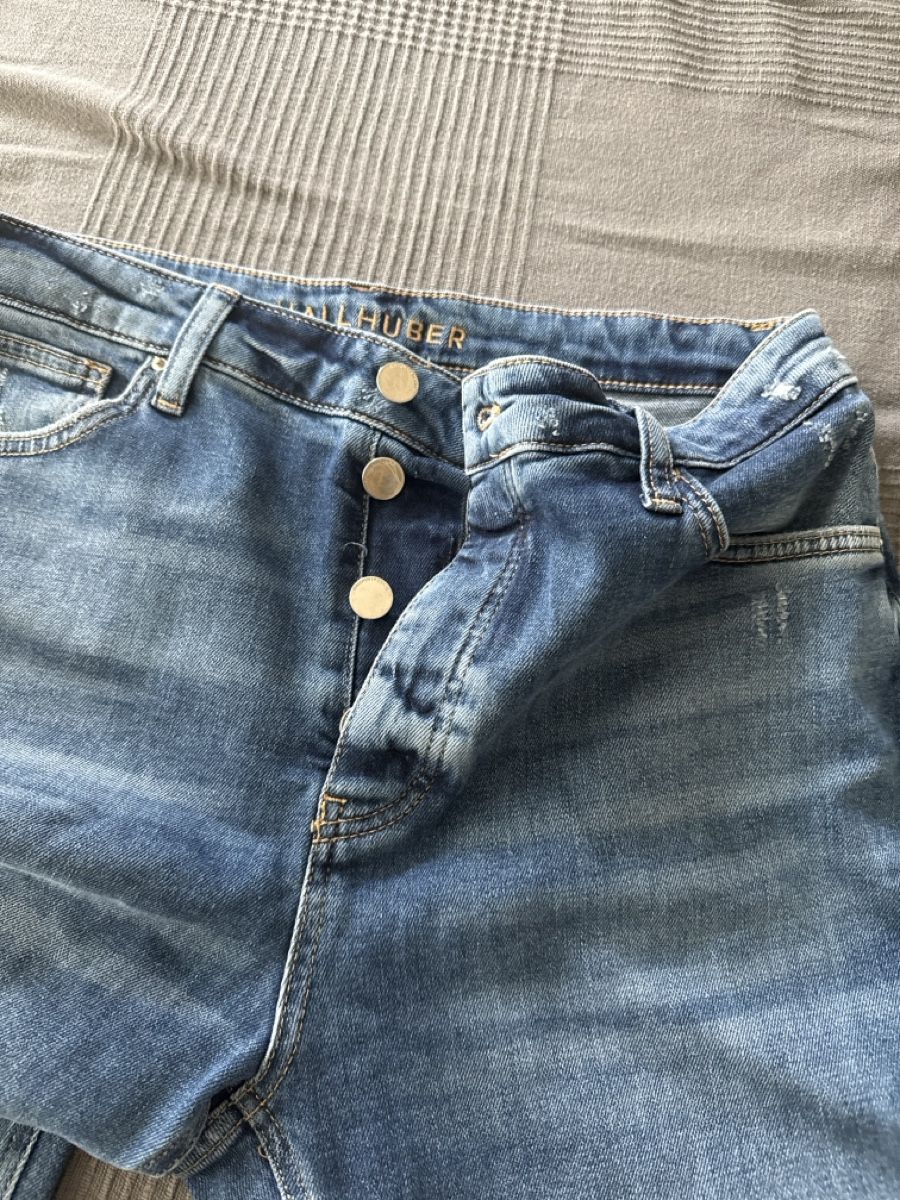 Hallhuber Jeans: Jeans – Neuf avec emballage d'origine à Glis par slavkomajic 1